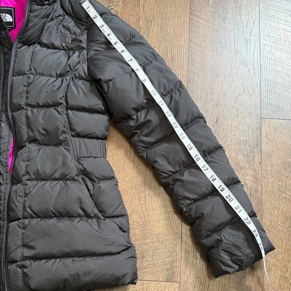 The North Face Black Puffer Jacket with Pink Lining - Picture 9 of 15